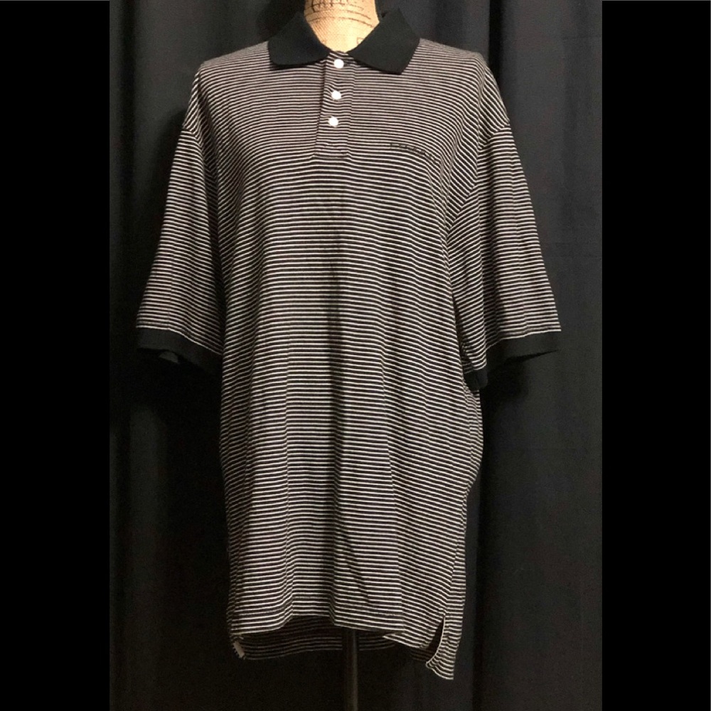 Men’s Short-Sleeved Black&White Striped Shirt